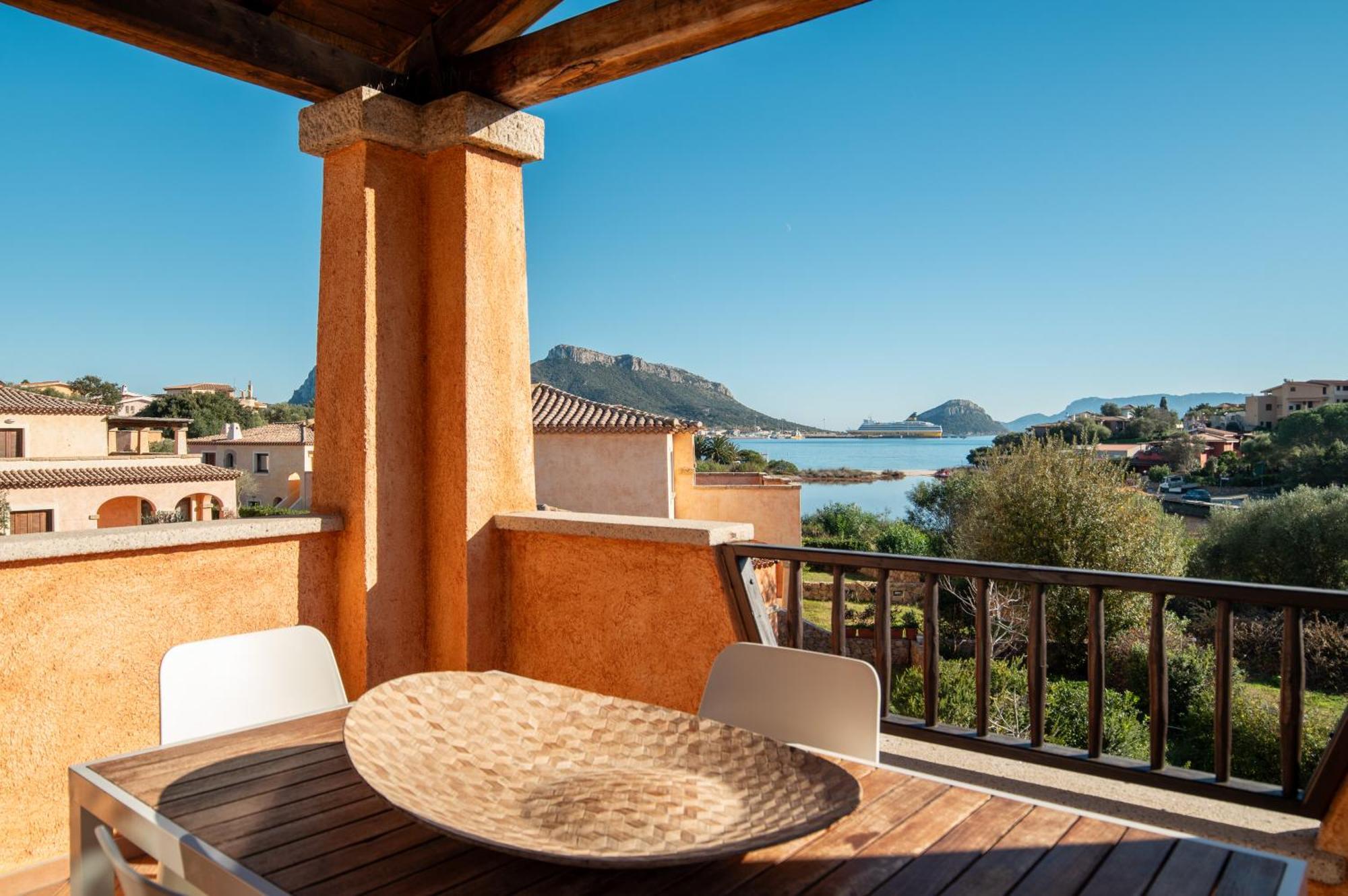 Villaggio Perlacea - Your House In Sardinia กอลโฟอารันชี ภายนอก รูปภาพ