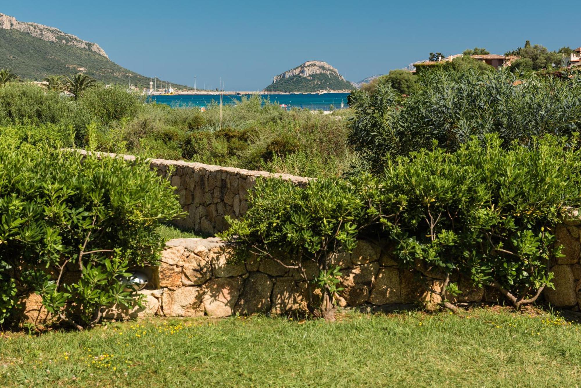Villaggio Perlacea - Your House In Sardinia กอลโฟอารันชี ภายนอก รูปภาพ