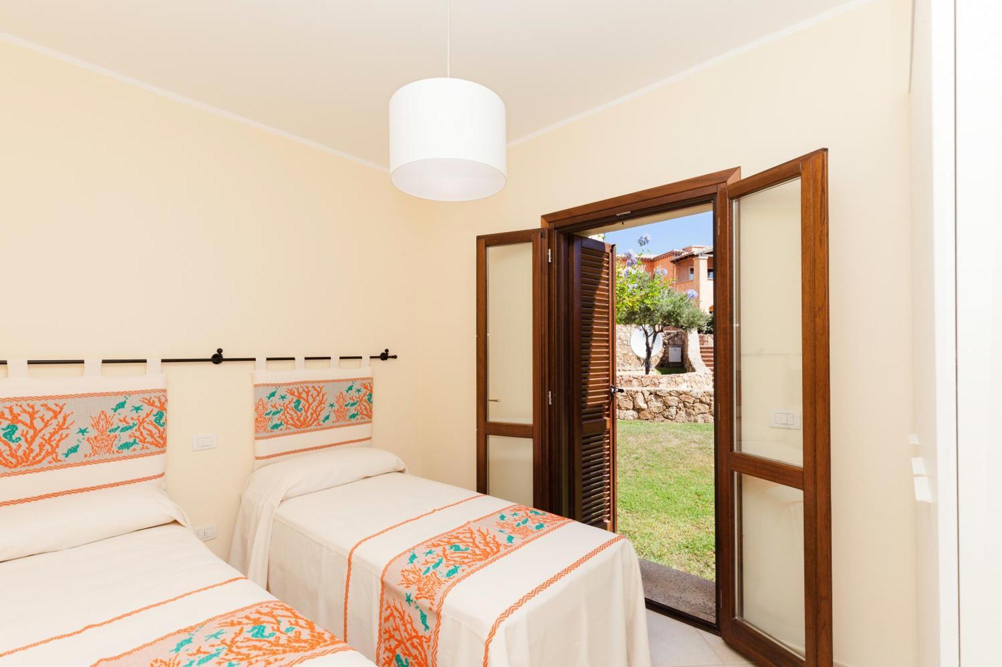 Villaggio Perlacea - Your House In Sardinia กอลโฟอารันชี ภายนอก รูปภาพ