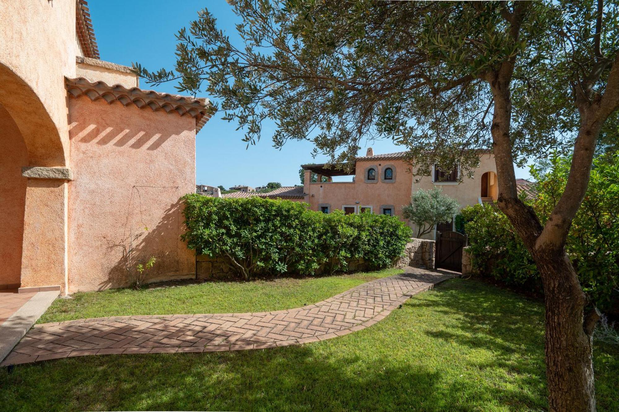 Villaggio Perlacea - Your House In Sardinia กอลโฟอารันชี ภายนอก รูปภาพ